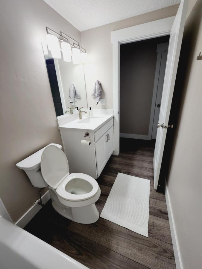 3 Bed 2 Bath Full Accessible Townhome In Heart Of Slc 사우스요르단 외부 사진