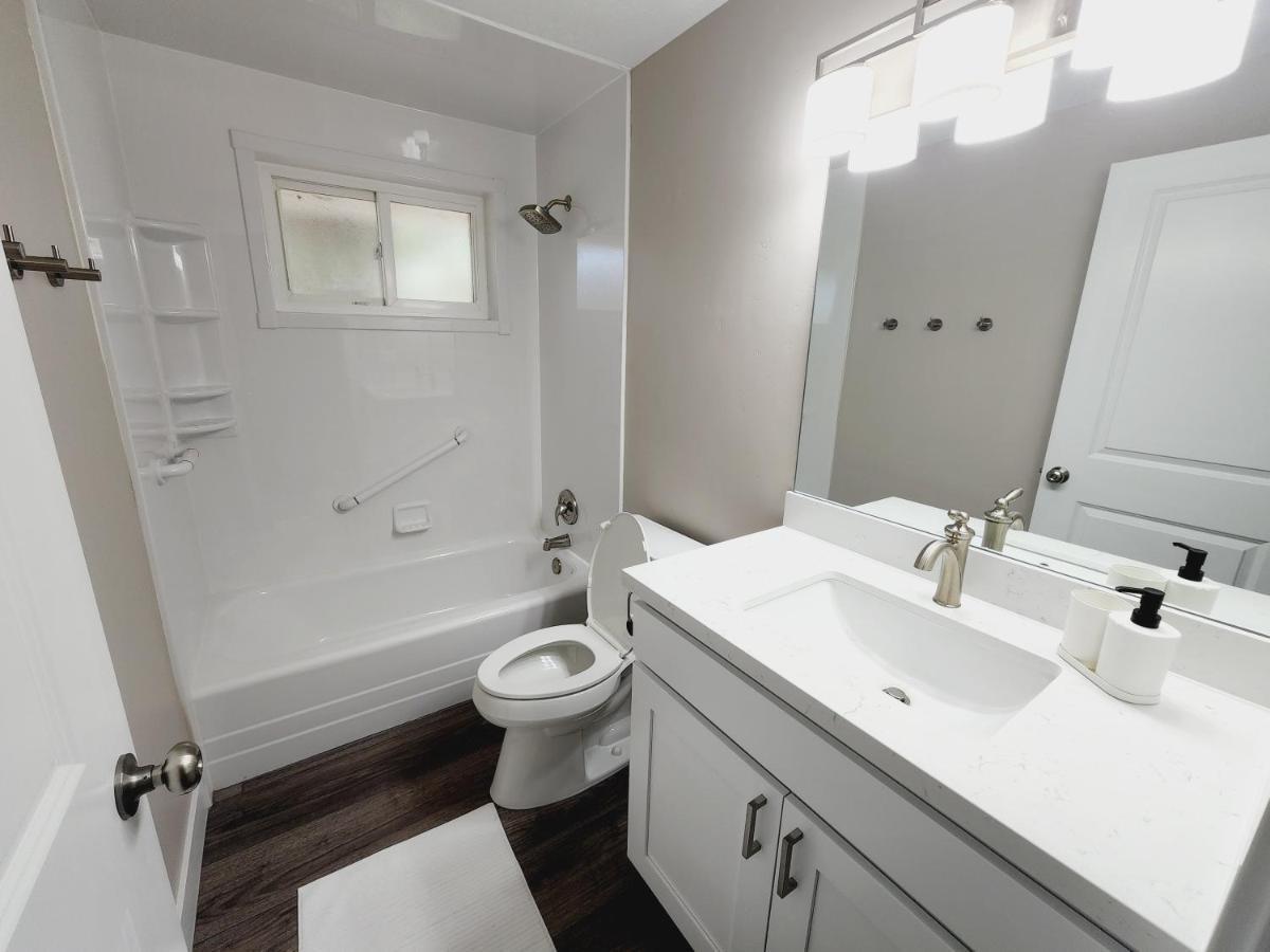 3 Bed 2 Bath Full Accessible Townhome In Heart Of Slc 사우스요르단 외부 사진